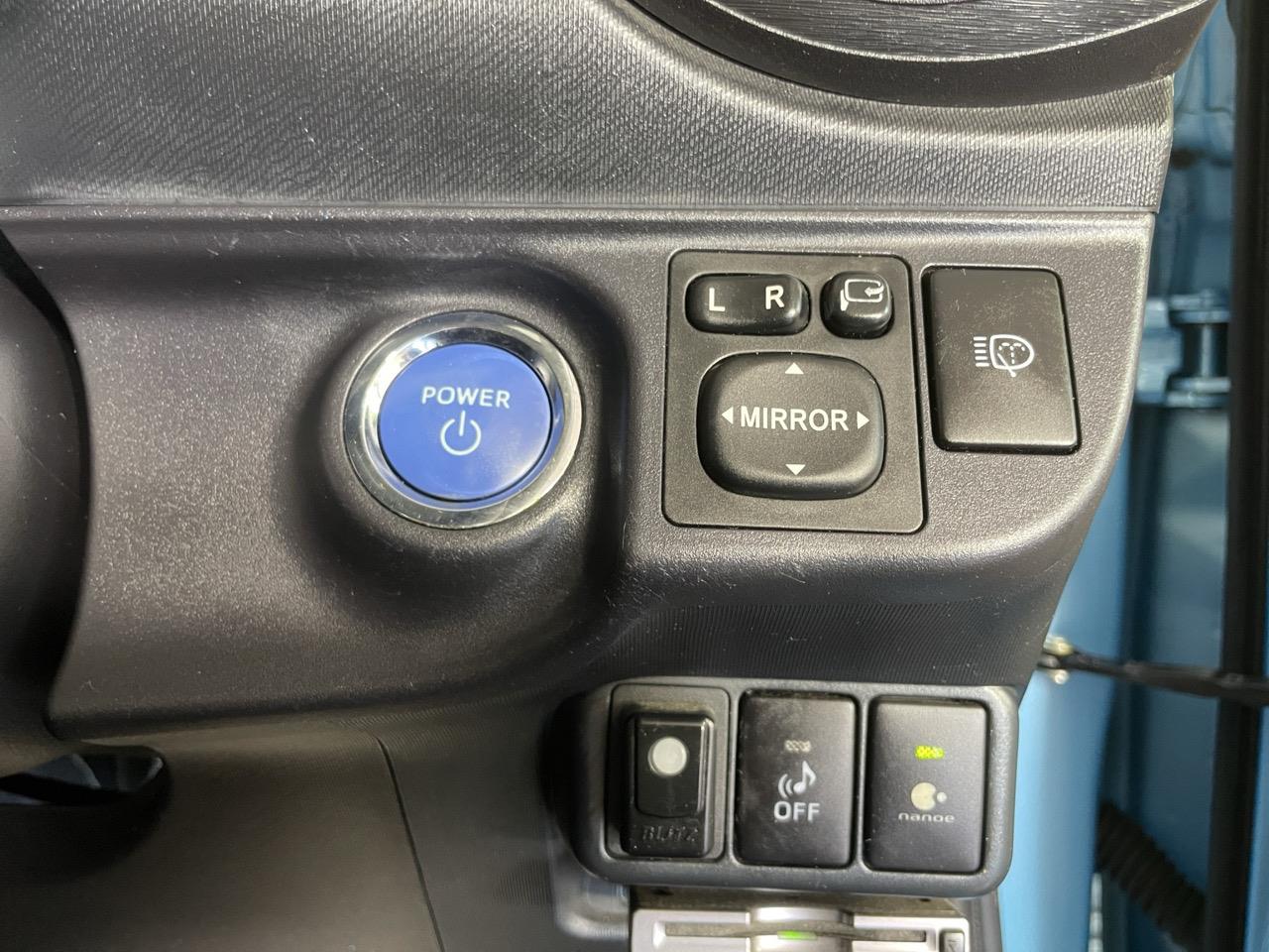 2012 Toyota Aqua G Hatchback HEATED SEATS + REVERSING CAMERA + PUSH START