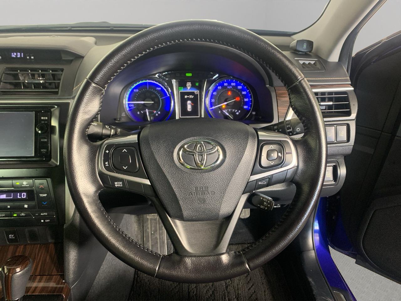 2015 Toyota Camry HYBRID G Sedan CRUISE CONTROL + REVERSING CAMERA + PUSH START