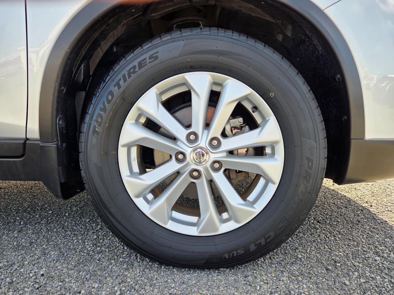 2015 Nissan X-TRAIL 20X 4WD RV/SUV LOW KM + REVERSING CAMERA + 4WD