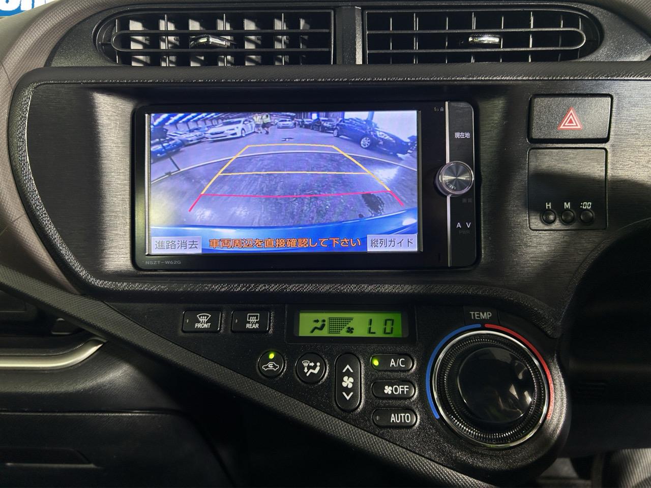 2013 Toyota Aqua S Hatchback PUSH BUTTON START + AUTO LIGHTS + REVERSING CAMEIA