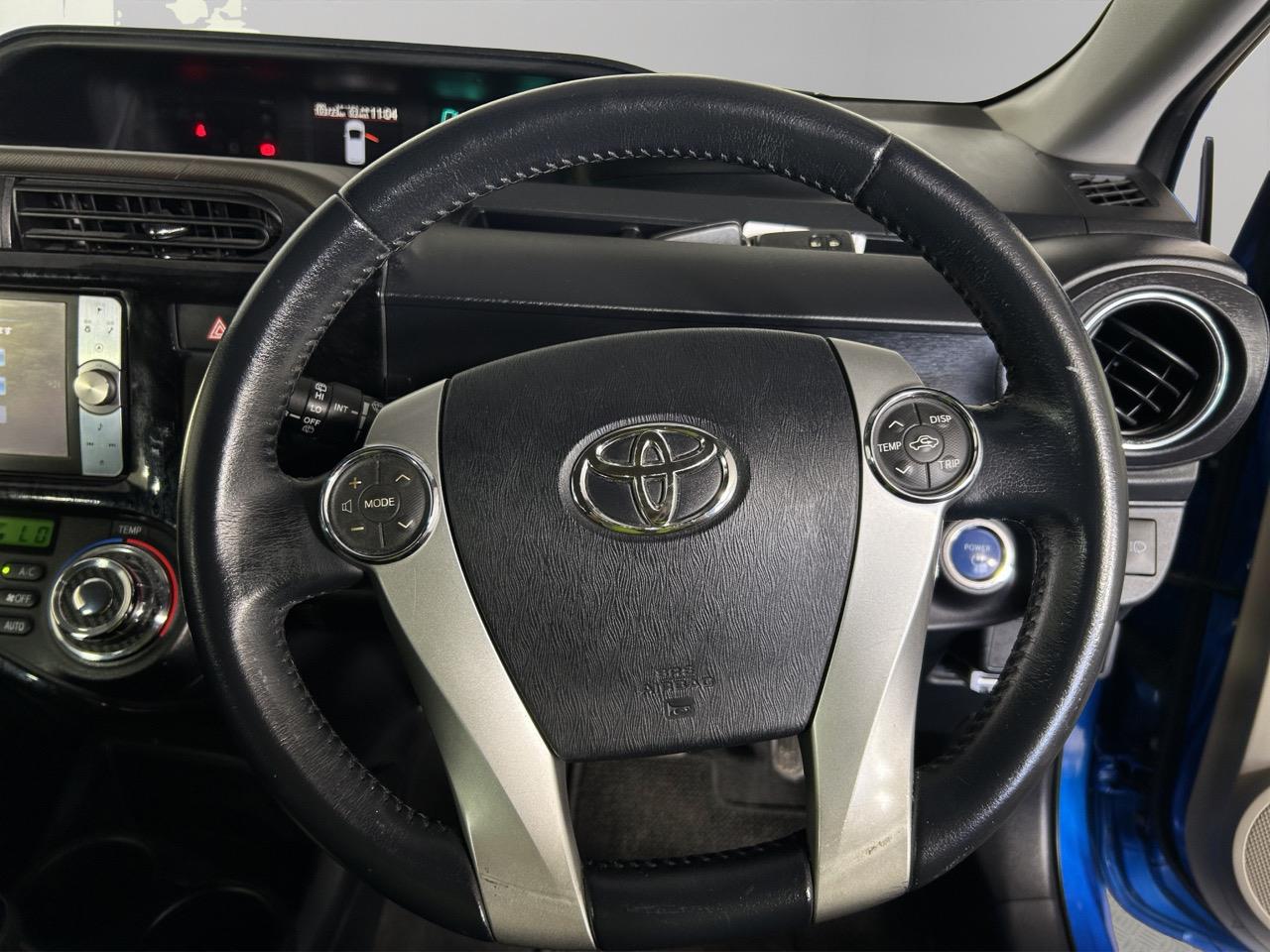 2012 Toyota Aqua G Hatchback SMART KEY + HEATED SEATS + REVERSING CAMERA