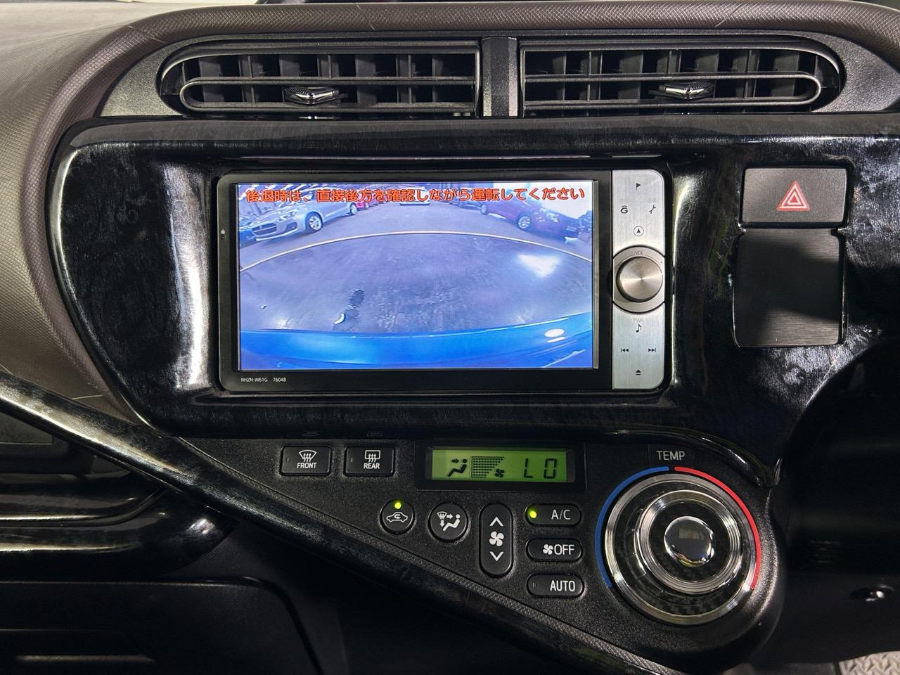 2012 Toyota Aqua G Hatchback SMART KEY + HEATED SEATS + REVERSING CAMERA