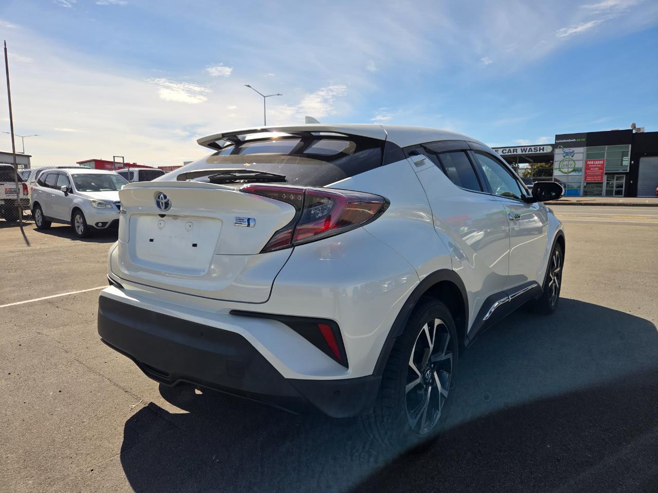2017 Toyota C-HR Hybrid G RV/SUV REVERSING CAMERA + CRUISE CONTROL + HEATED SEATS