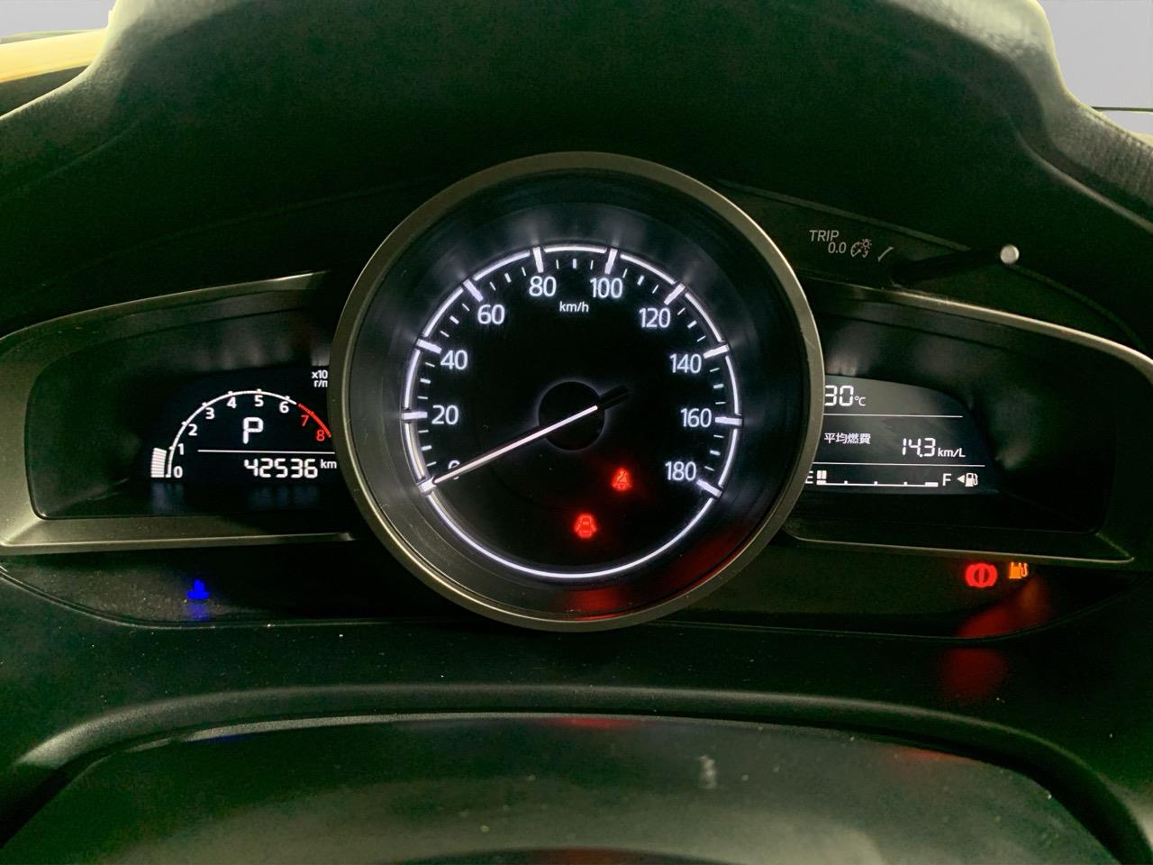 2017 Mazda Axela 3 Late Shape 1.5 Hatchback LOW KM + CRUISE CONTROL + AUTO LIGHTS 