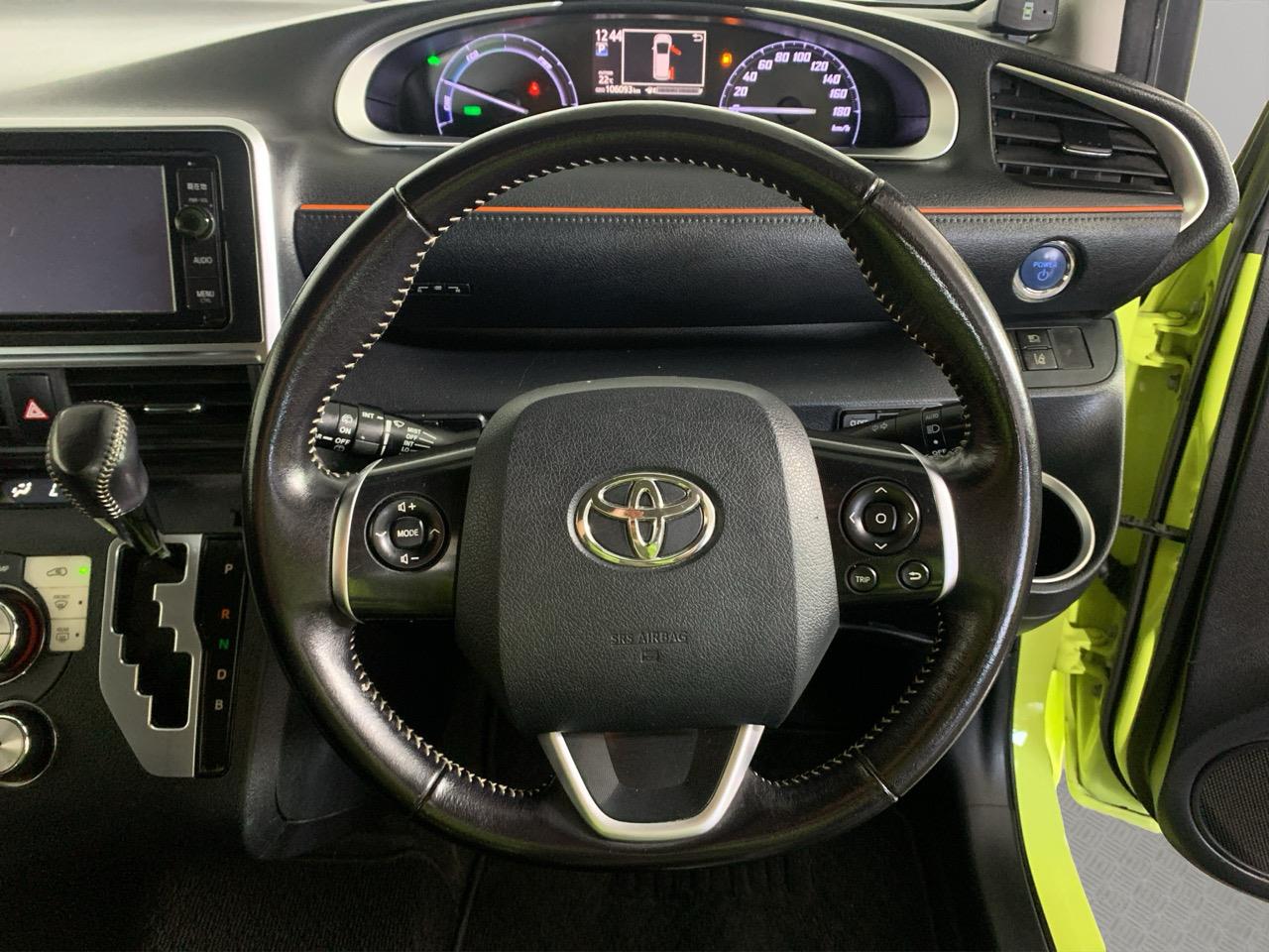 2015 Toyota Sienta HYBRID G Hatchback POWER SLIDING DOORS + PUSH BUTTON START