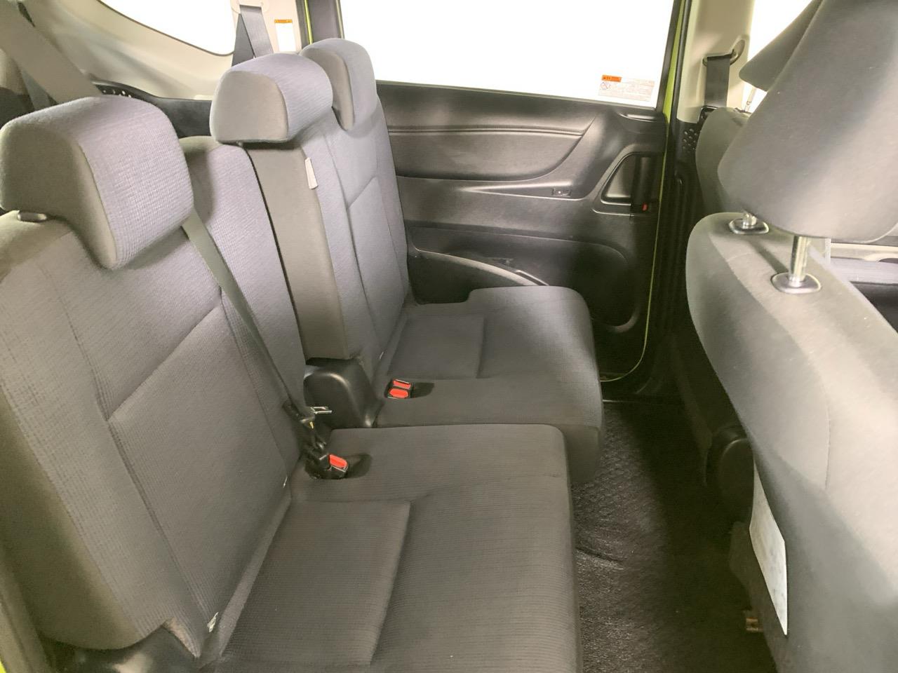 2015 Toyota Sienta HYBRID G Hatchback POWER SLIDING DOORS + PUSH BUTTON START