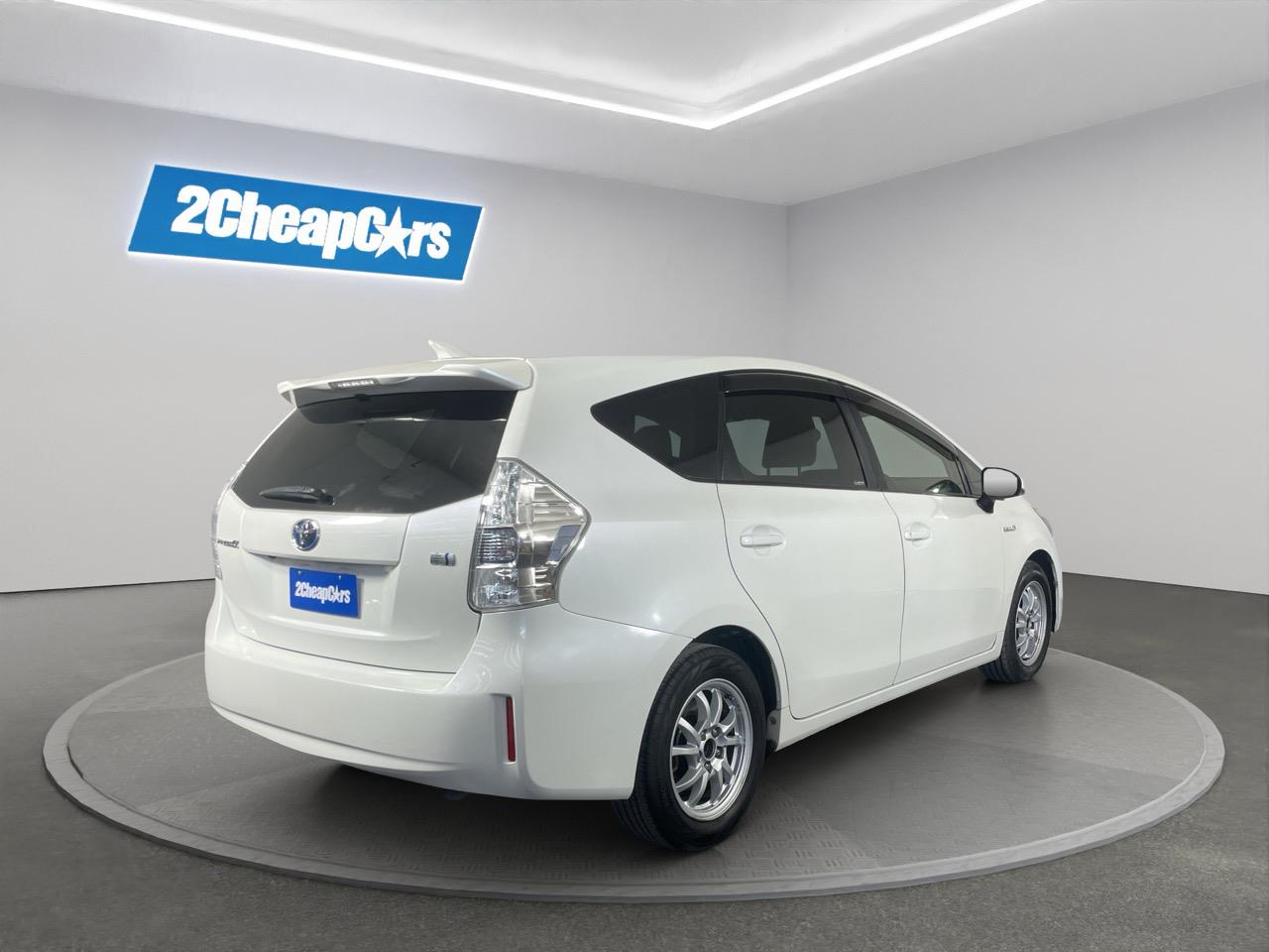 2014 Toyota Prius Alpha S Hatchback PUSH BUTTON START + REVERSING CAMERA + AUTO LIGHTS