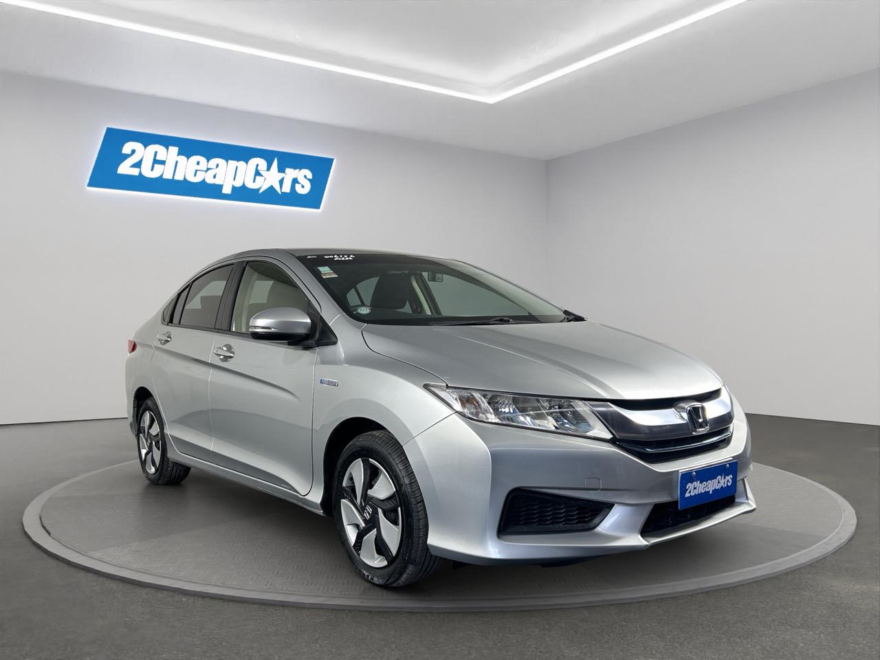 2015 Honda Grace Hybrid DX Sedan REVERSING CAMERA + SMART KEY + LOW KM