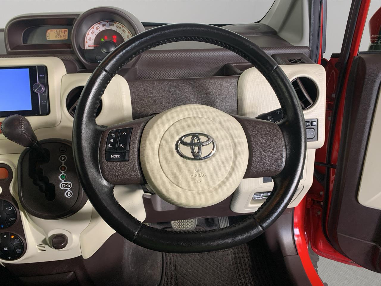 2013 Toyota Porte G Hatchback REVERSING CAMERA + POWER SLIDING DOOR