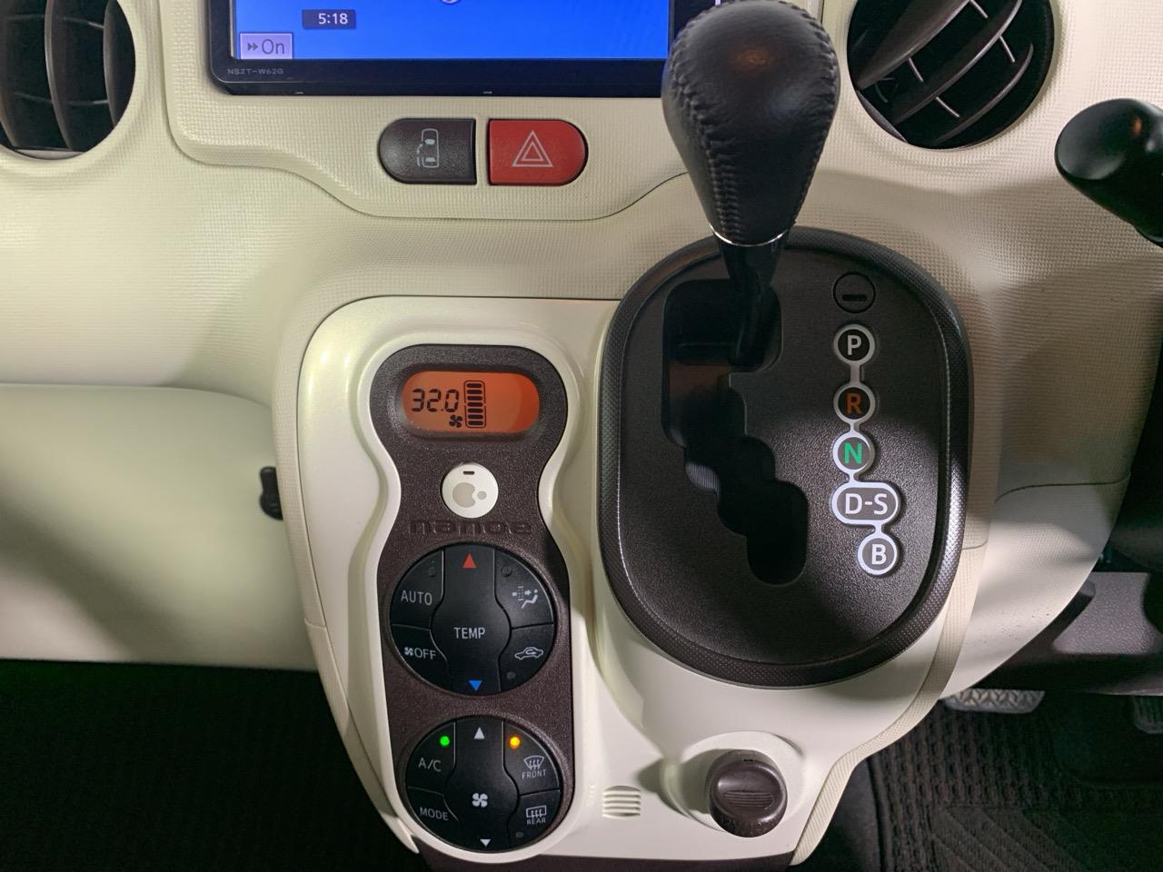 2013 Toyota Porte G Hatchback REVERSING CAMERA + POWER SLIDING DOOR