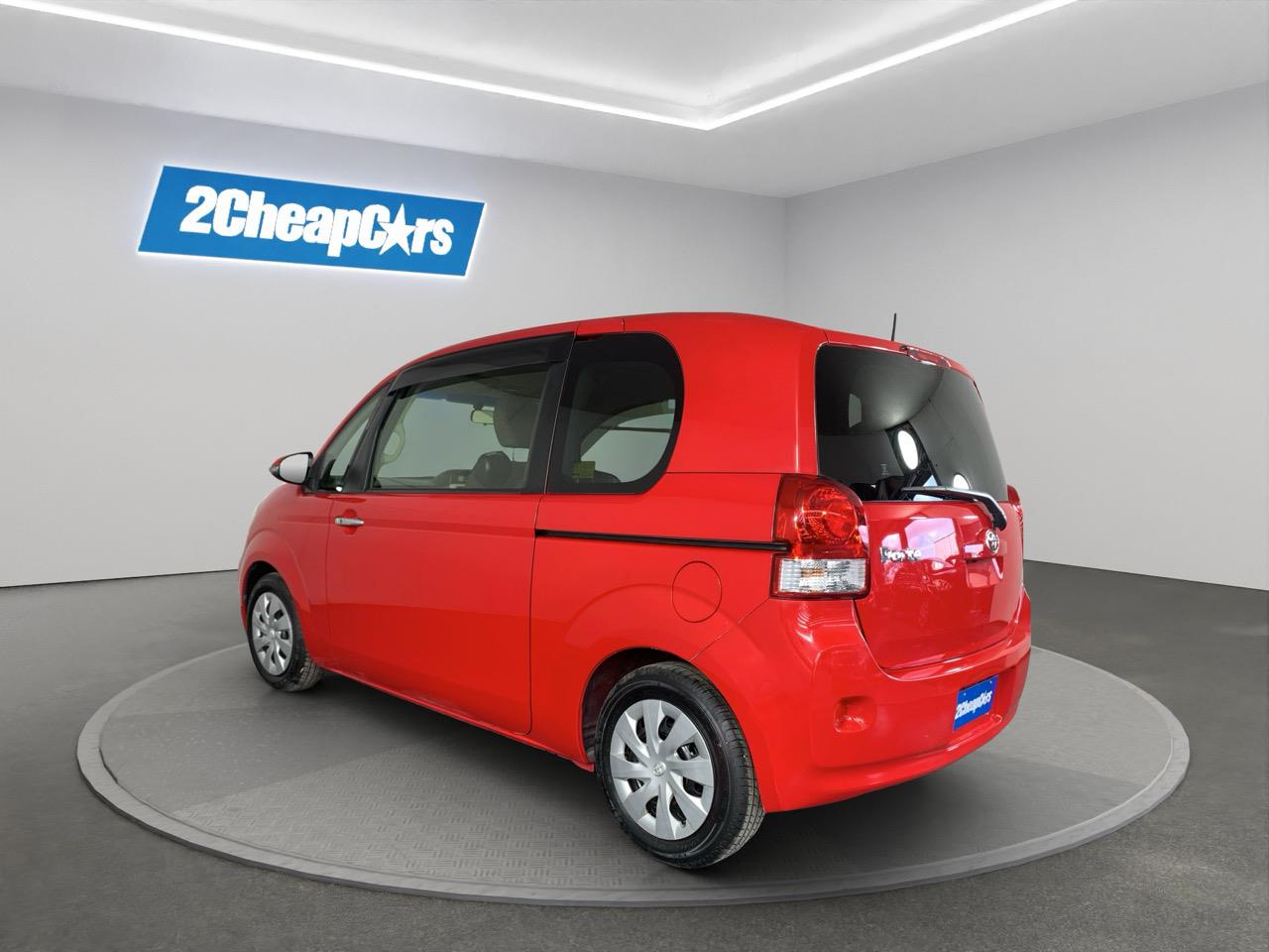 2013 Toyota Porte G Hatchback REVERSING CAMERA + POWER SLIDING DOOR