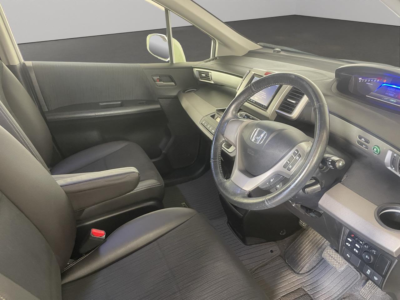 2012 Honda Freed Hybrid People Mover REVERSING CAMERA + AUTO LIGHTS + CRUISE CONTROL