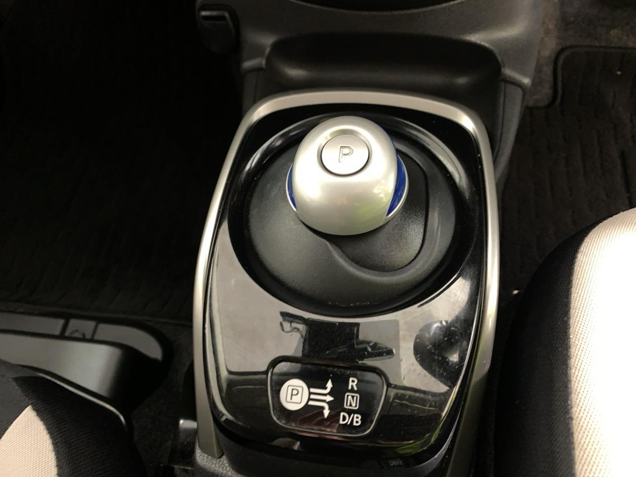 2018 Nissan Note e-power Hatchback PUSH BUTTON START + AUTO LIGHTS 
