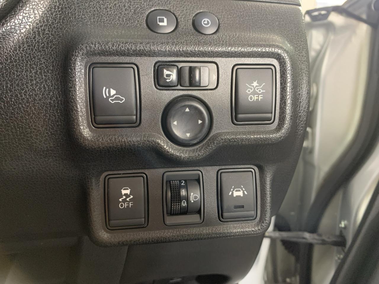 2018 Nissan Note e-power Hatchback PUSH BUTTON START + AUTO LIGHTS 
