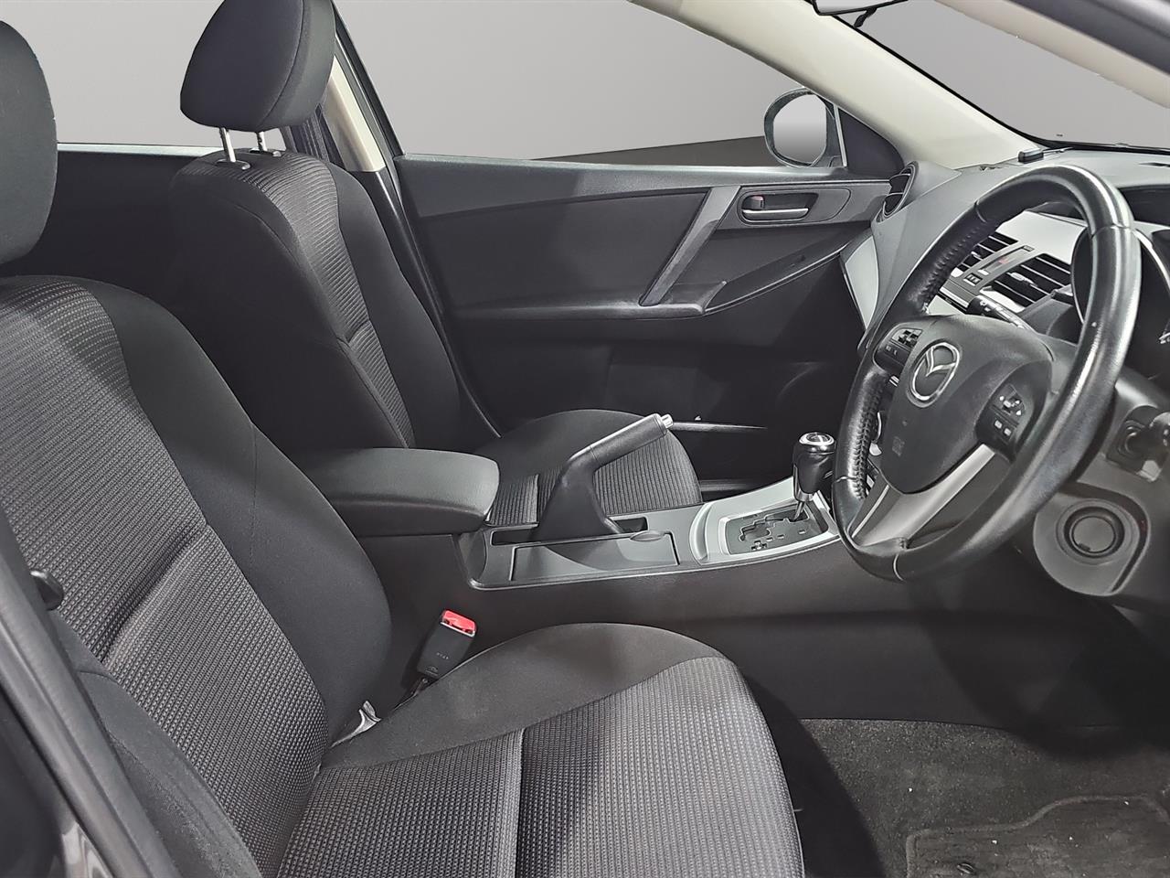 2012 Mazda Axela 3 1.5S Hatchback SMART KEY + CRUISE CONTROL