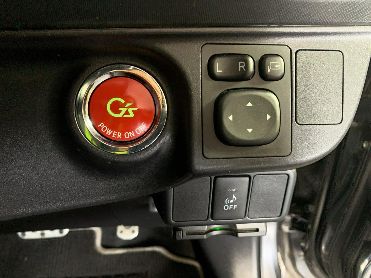 2014 Toyota Aqua G G's Hatchback HEATED SEATS + PUSH BUTTON START + AUTO LIGHTS