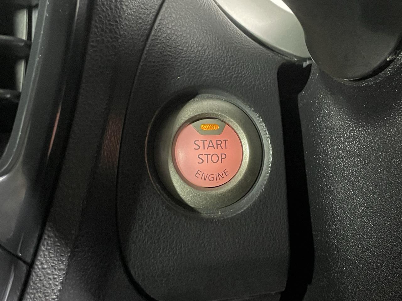 2015 Nissan Juke 15 RX TYPE V RV/SUV REVERSING CAMERA + AUTO LIGHTS + PUSH START