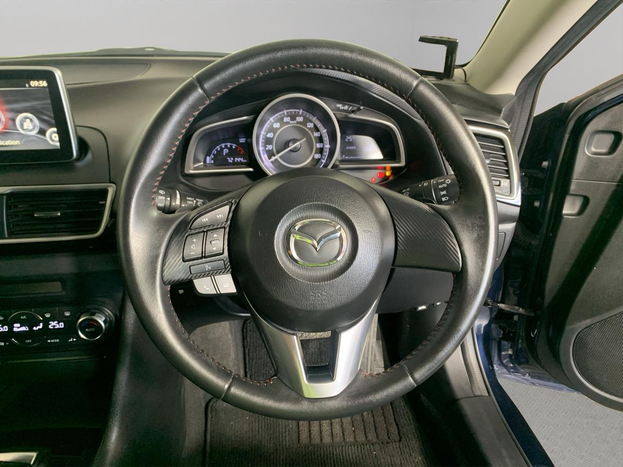 2014 Mazda Axela 3 2.0L Sport Late Shape Hatchback REVERSING CAMERA + PUSH BUTTON START + AUTO LIGHTS