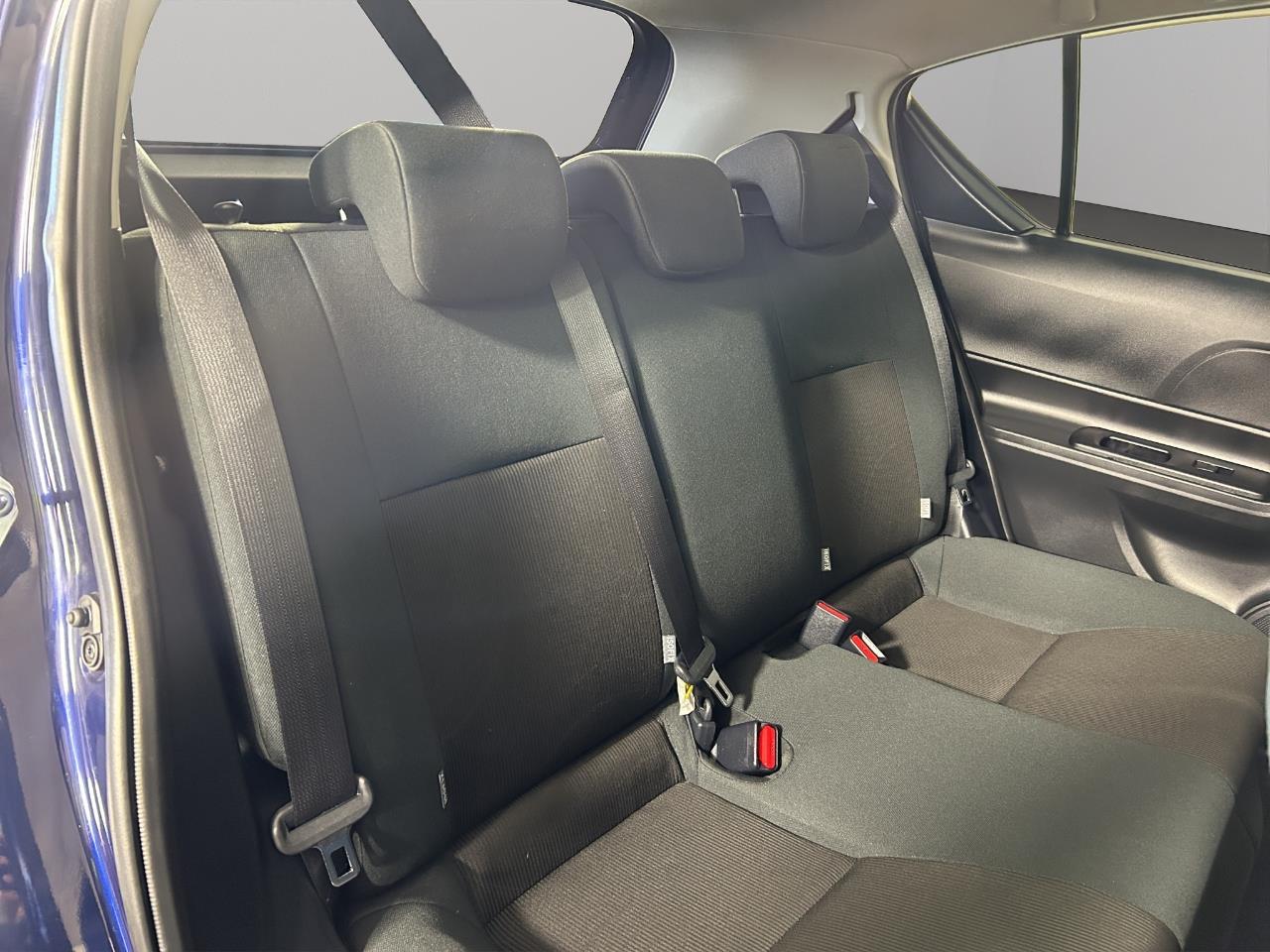 2016 Toyota Aqua Facelift Model S Hatchback SMART KEY + AUTO LIGHTS