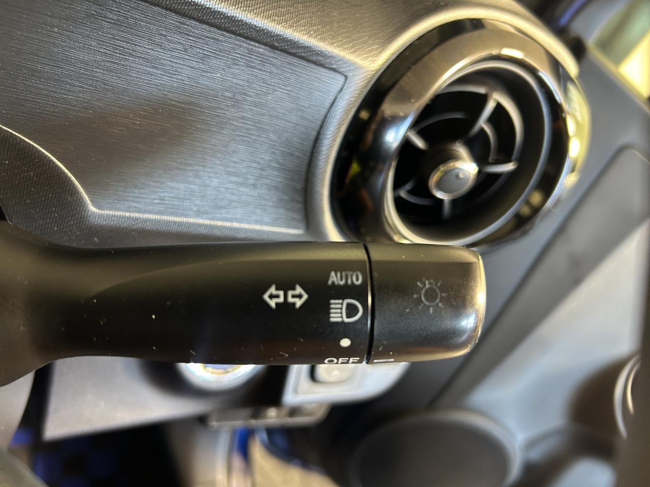 2016 Toyota Aqua Facelift Model S Hatchback SMART KEY + AUTO LIGHTS