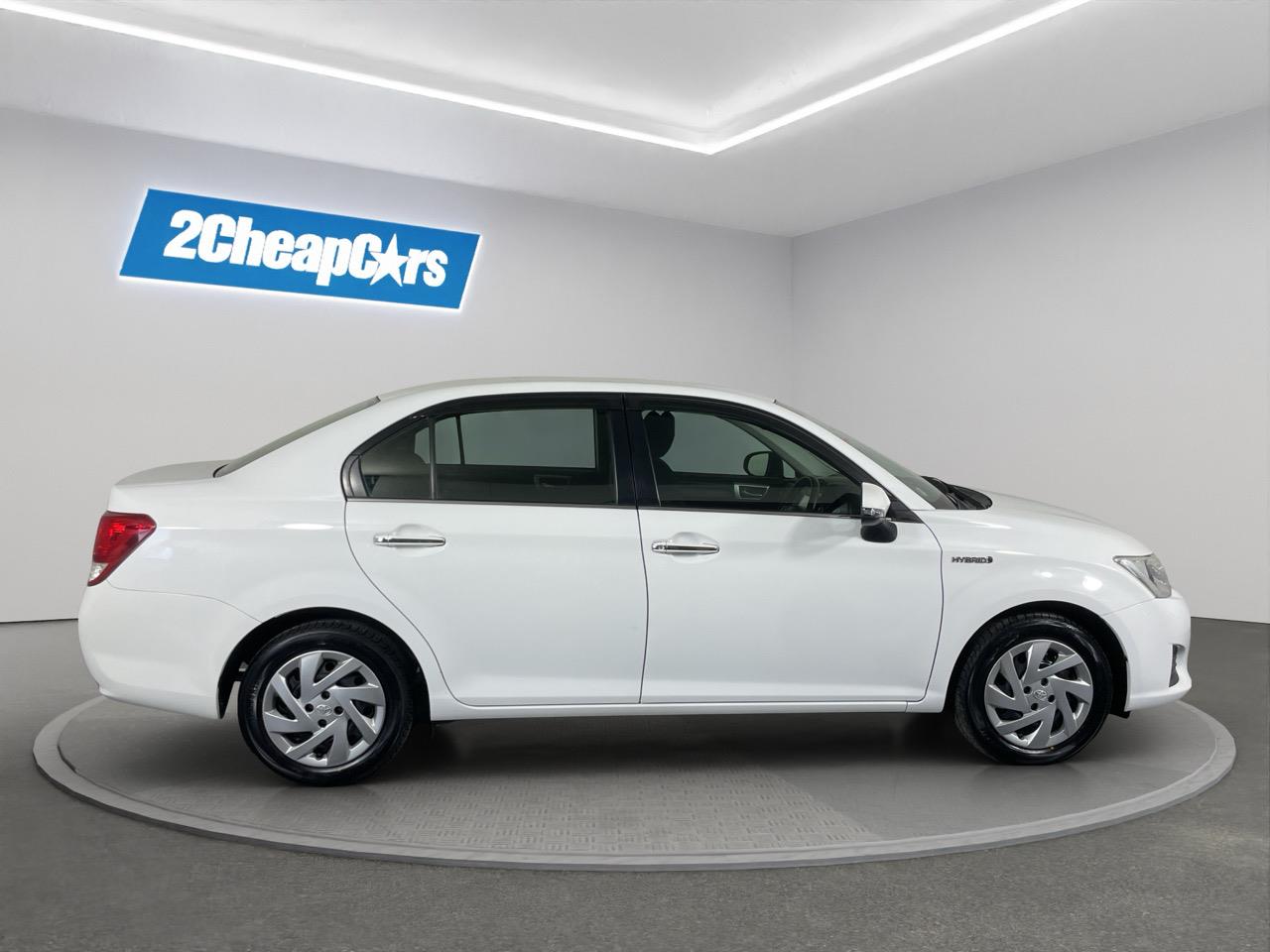 2013 Toyota Corolla AXIO Sedan REVESING CAMERA + PUSH SRART