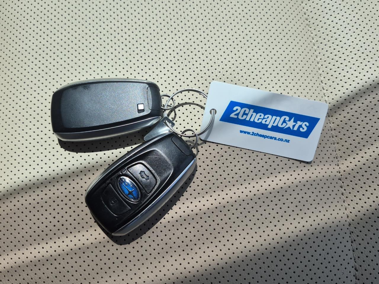 2016 Subaru Outback AWD Eyesight New Shape Station Wagon AWD + CRUISE CONTROL + PADDLE SHIFT + AUTO LIGHTS