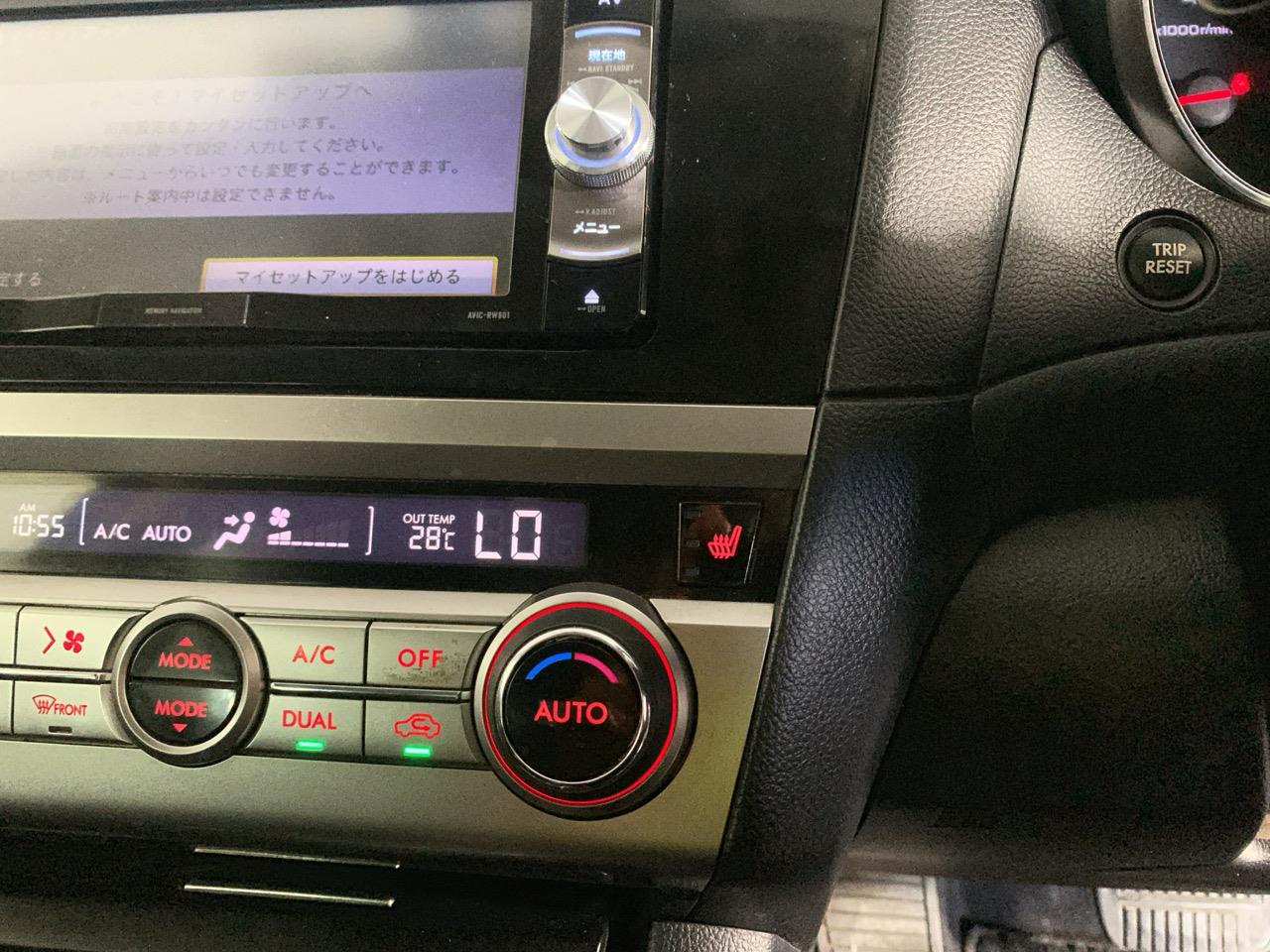 2014 Subaru Legacy B4 AWD Sedan AWD + CRUISE CONTROL + HEATED SEATS