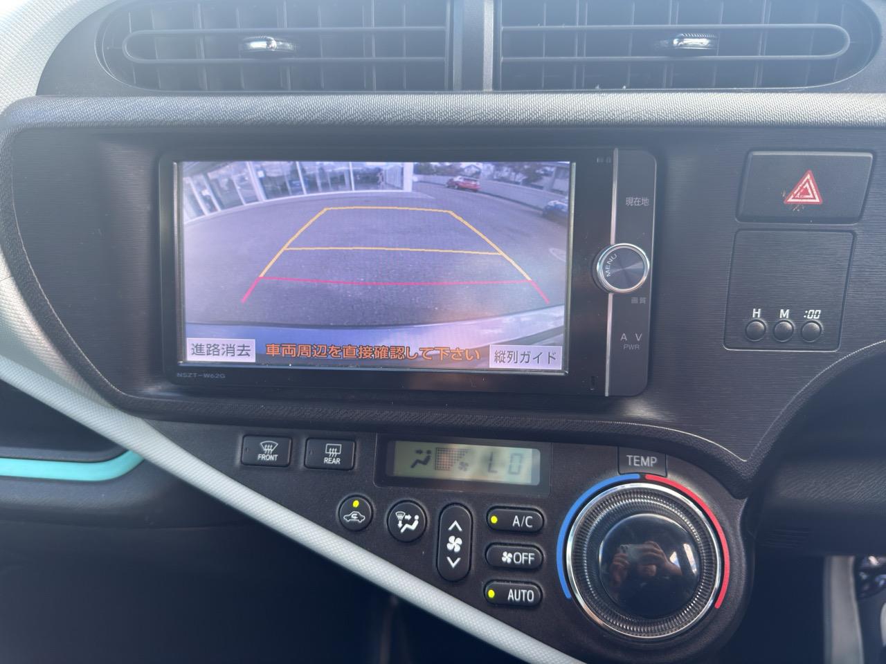 2012 Toyota Aqua S Hatchback PUSH BUTTON START + AUTO LIGHTS + REVERSING CAMERA