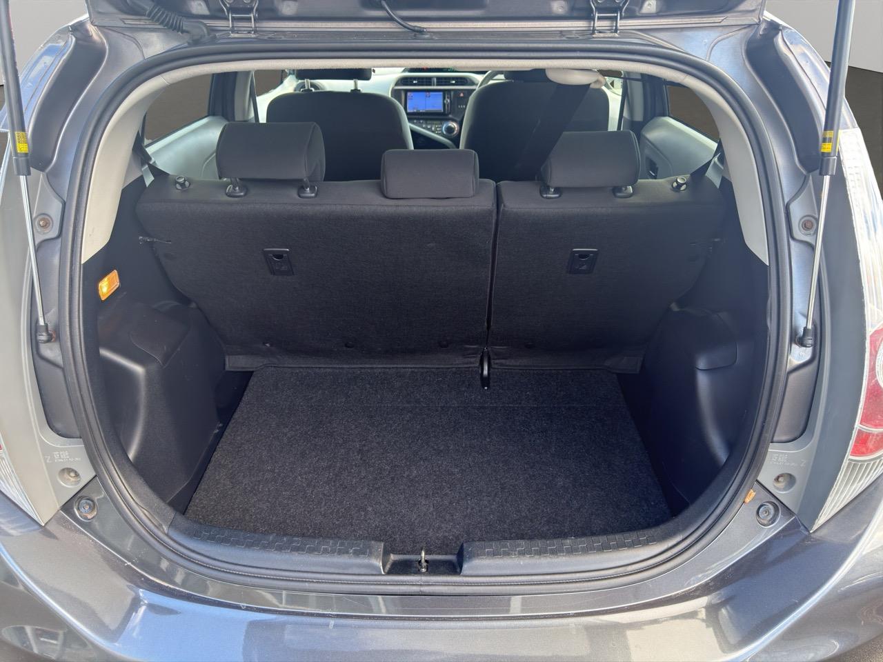 2012 Toyota Aqua S Hatchback PUSH BUTTON START + AUTO LIGHTS + REVERSING CAMERA