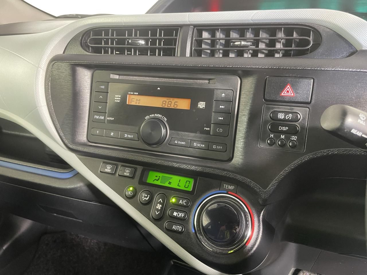 2013 Toyota Aqua G Hatchback LOW KM + AUTO LIGHTS + PUSH START