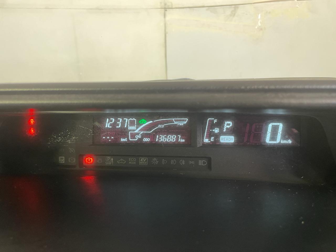 2015 Toyota Aqua X-URBAN Hatchback REVERSING CAMERA + AUTO LIGHTS + PUSH START