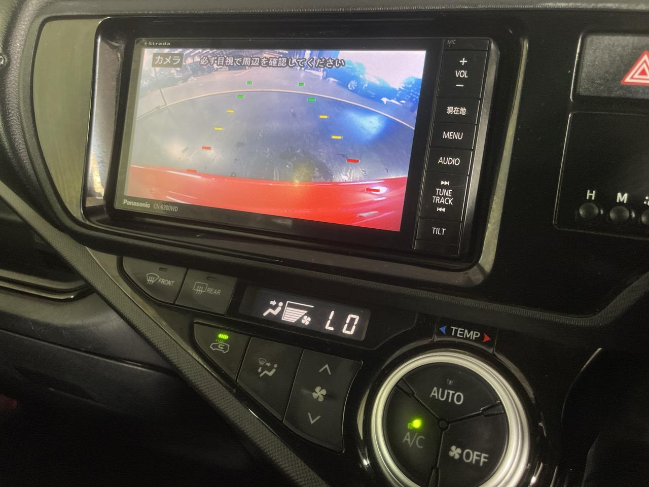 2015 Toyota Aqua X-URBAN Hatchback REVERSING CAMERA + AUTO LIGHTS + PUSH START