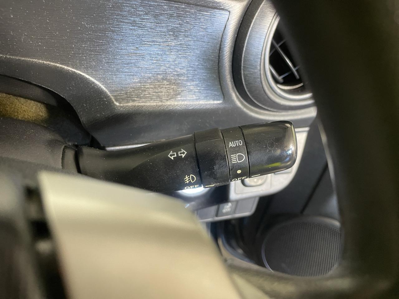 2014 Toyota Aqua S Hatchback REVERSING CAMERA + PUSH BUTTON START + AUTO LIGHTS