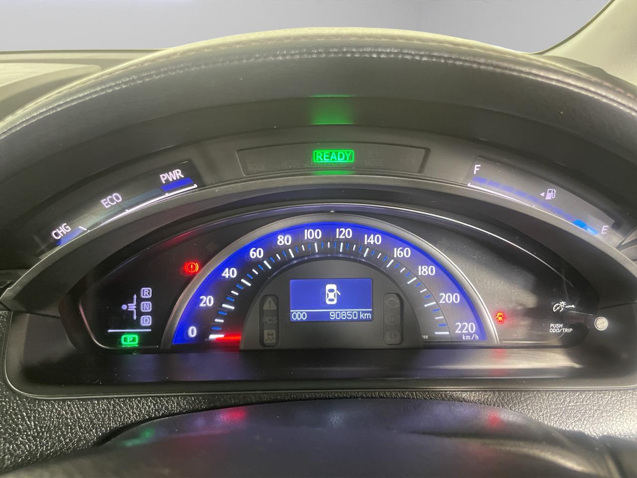 2014 Toyota SAI Hybrid Sedan REVERSING CAMERA + PARKING SENSORS