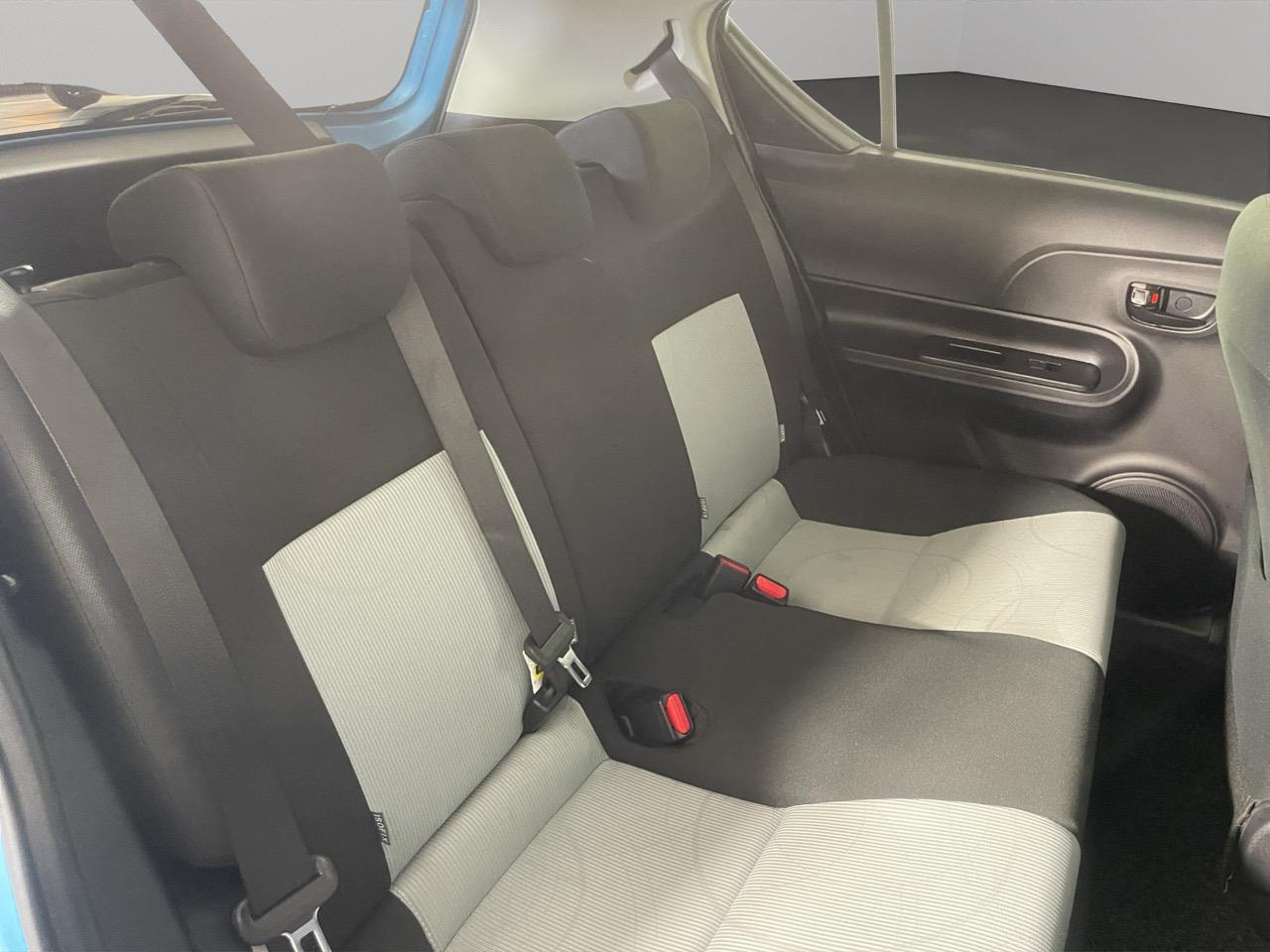 2013 Toyota Aqua S Hatchback AUTO LIGHTS + PUSH START