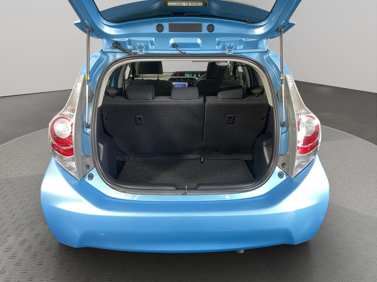 2013 Toyota Aqua S Hatchback AUTO LIGHTS + PUSH START