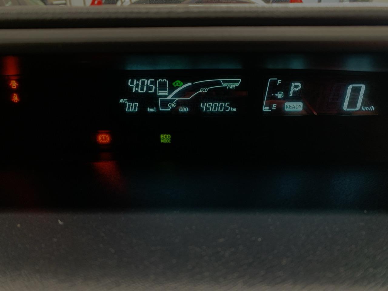 2014 Toyota Aqua G Hatchback LOW KMS + REVERSING CAMERA + PUSH BUTTON START