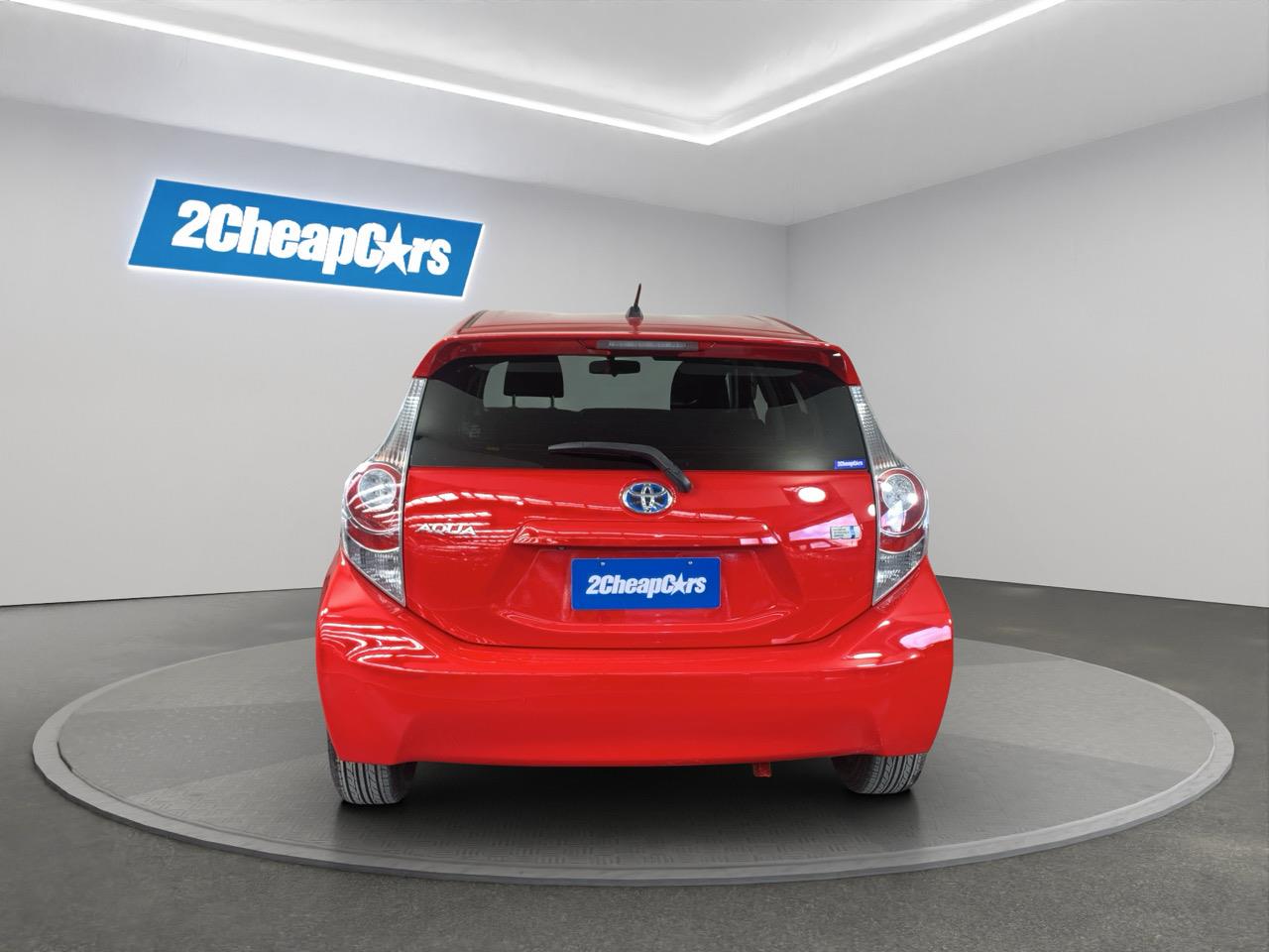 2014 Toyota Aqua G Hatchback LOW KMS + REVERSING CAMERA + PUSH BUTTON START
