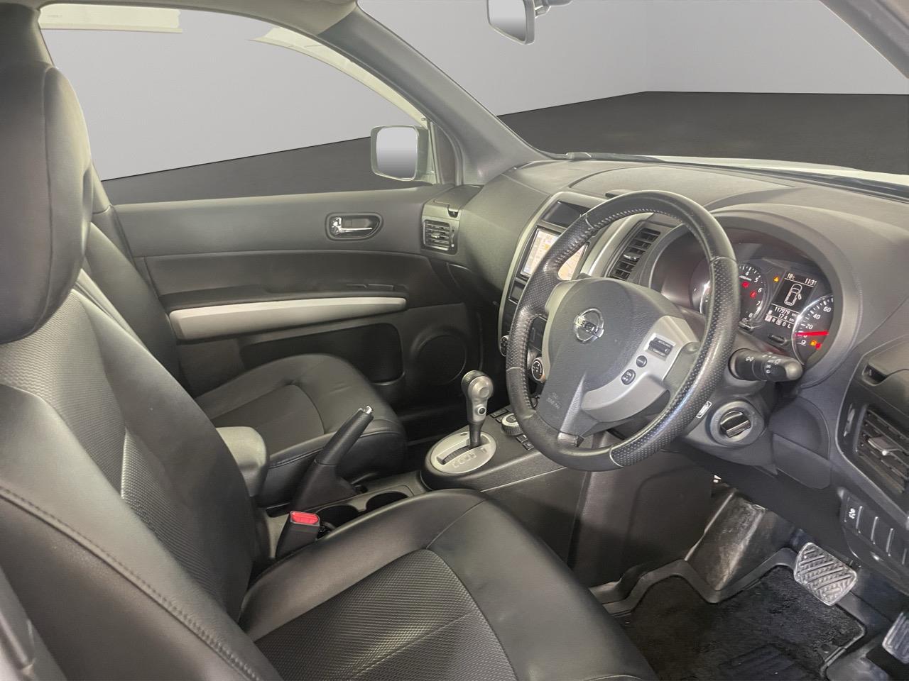 2013 Nissan X-TRAIL 20X 4WD RV/SUV AWD + HEATED SEATS + REVERSING CAMERA