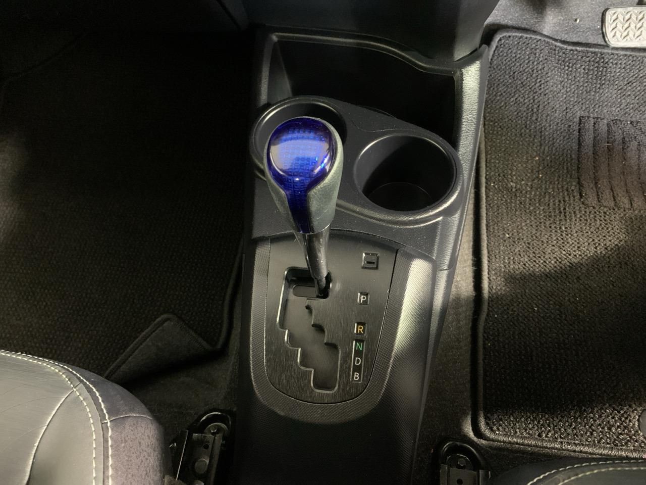 2014 Toyota Aqua G Balck Soft Leather Selection Hatchback HEATED SEATS + REVERSING CAMERA + AUTO LIGHTS