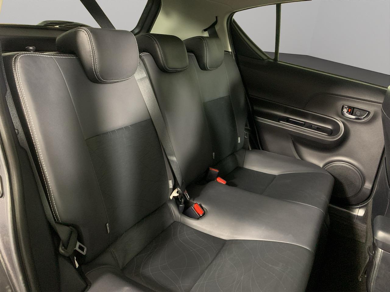 2014 Toyota Aqua G Balck Soft Leather Selection Hatchback HEATED SEATS + REVERSING CAMERA + AUTO LIGHTS