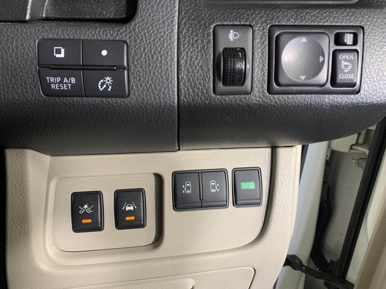 2015 Nissan Serena Hybrid People Mover CRUISE CONTROL + POWER SLIDING DOORS 