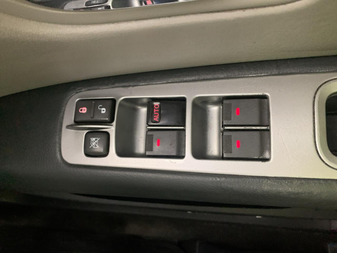 2008 Subaru Tribeca  People Mover CRUISE CONTROL + REVESING CAMERA