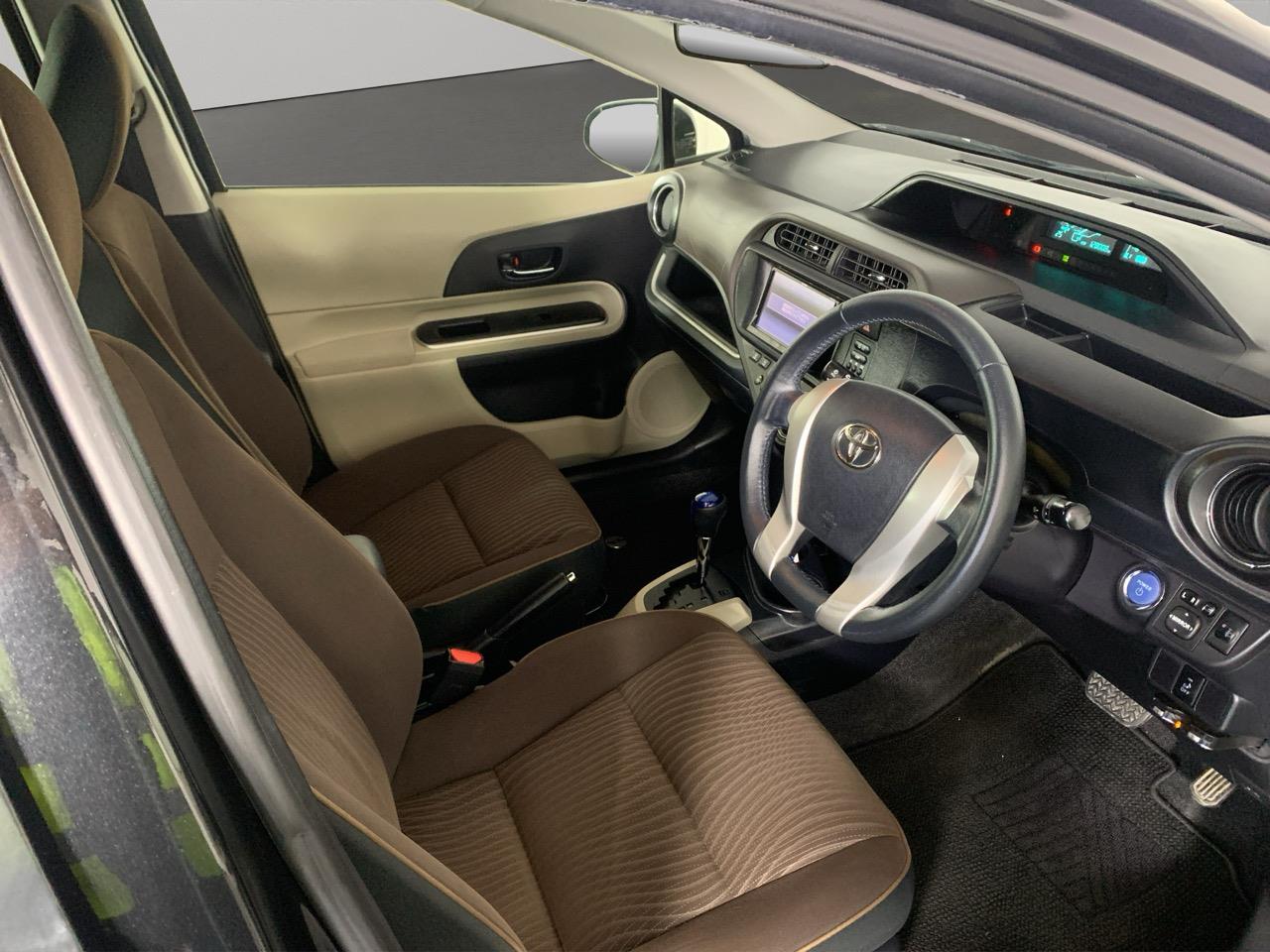 2013 Toyota Aqua G Hatchback PUSH SRART + AUTO LIGHTS