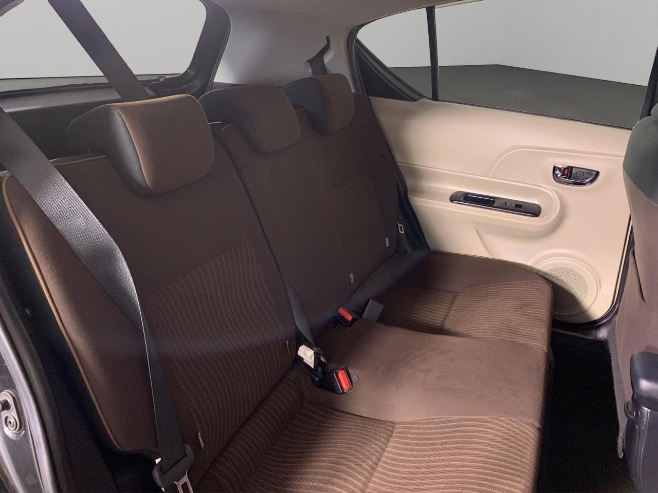 2013 Toyota Aqua G Hatchback PUSH SRART + AUTO LIGHTS