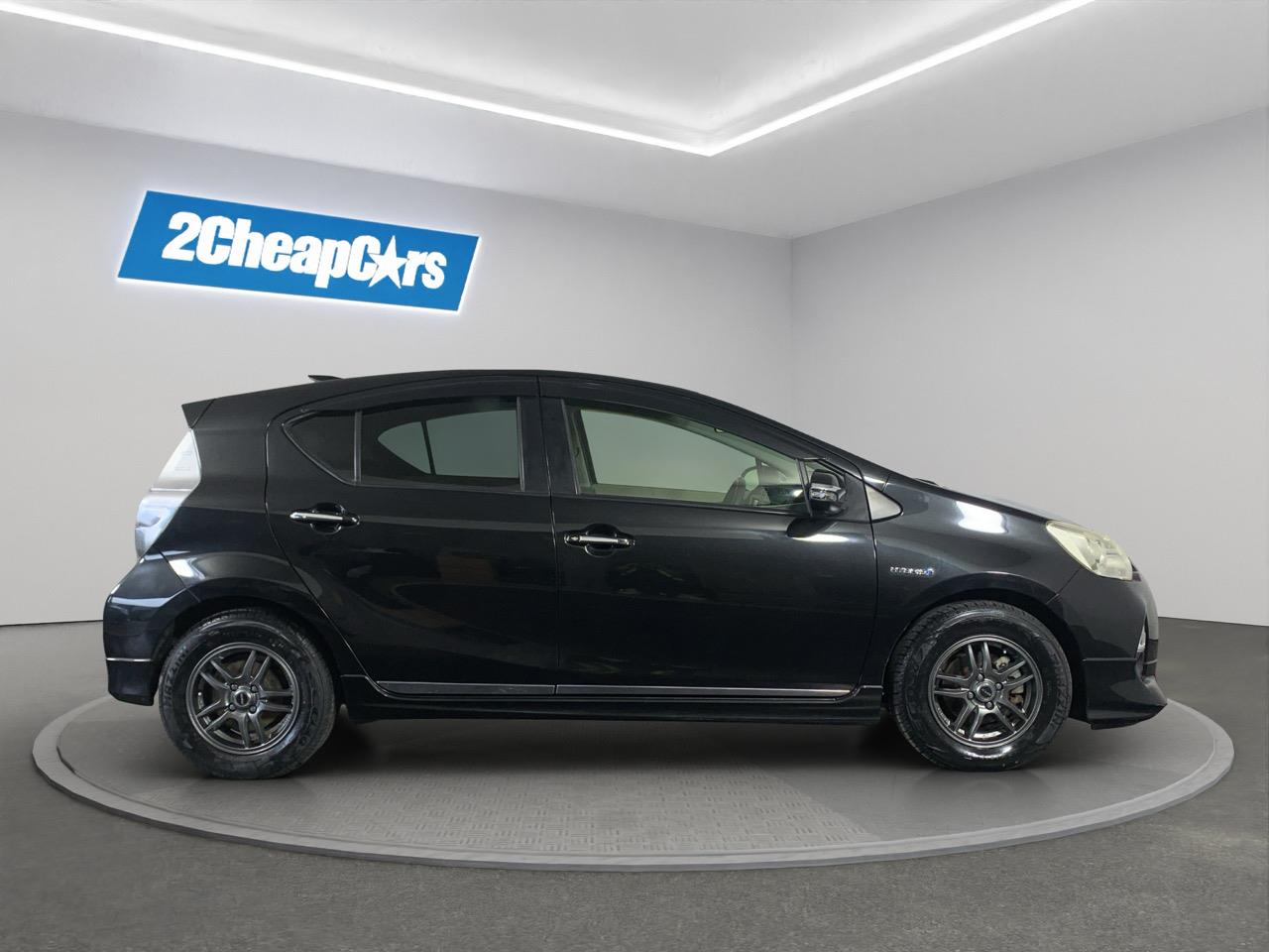 2013 Toyota Aqua G Hatchback PUSH SRART + AUTO LIGHTS