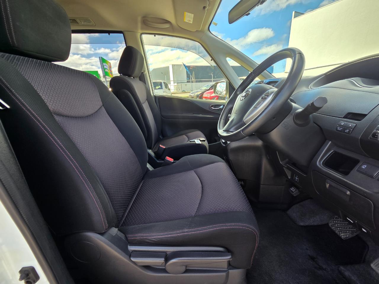 2013 Nissan Serena Hybrid Highway Star People Mover CRUISE CONTROL + REVERSING CAMERA + SMART KEY