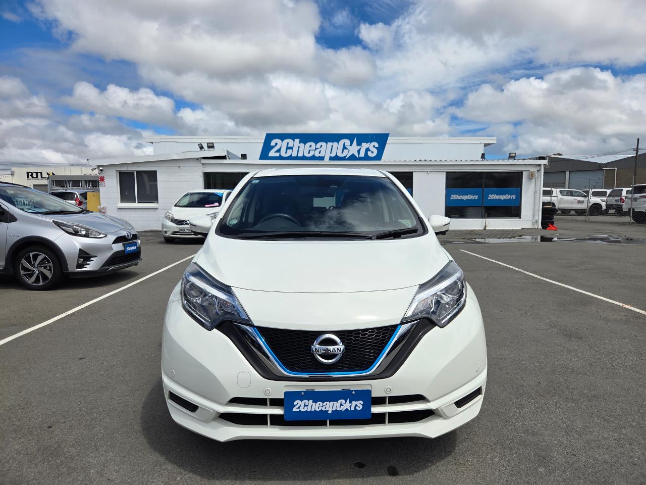 2017 Nissan Note e-power Hatchback 360 DEGREE CAMERA + SMART KEY + SAFETY PACKAGE