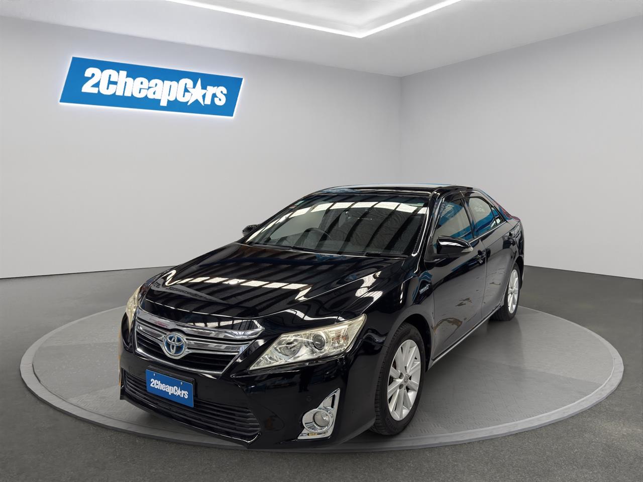 2012 Toyota Camry G Hybrid Sedan