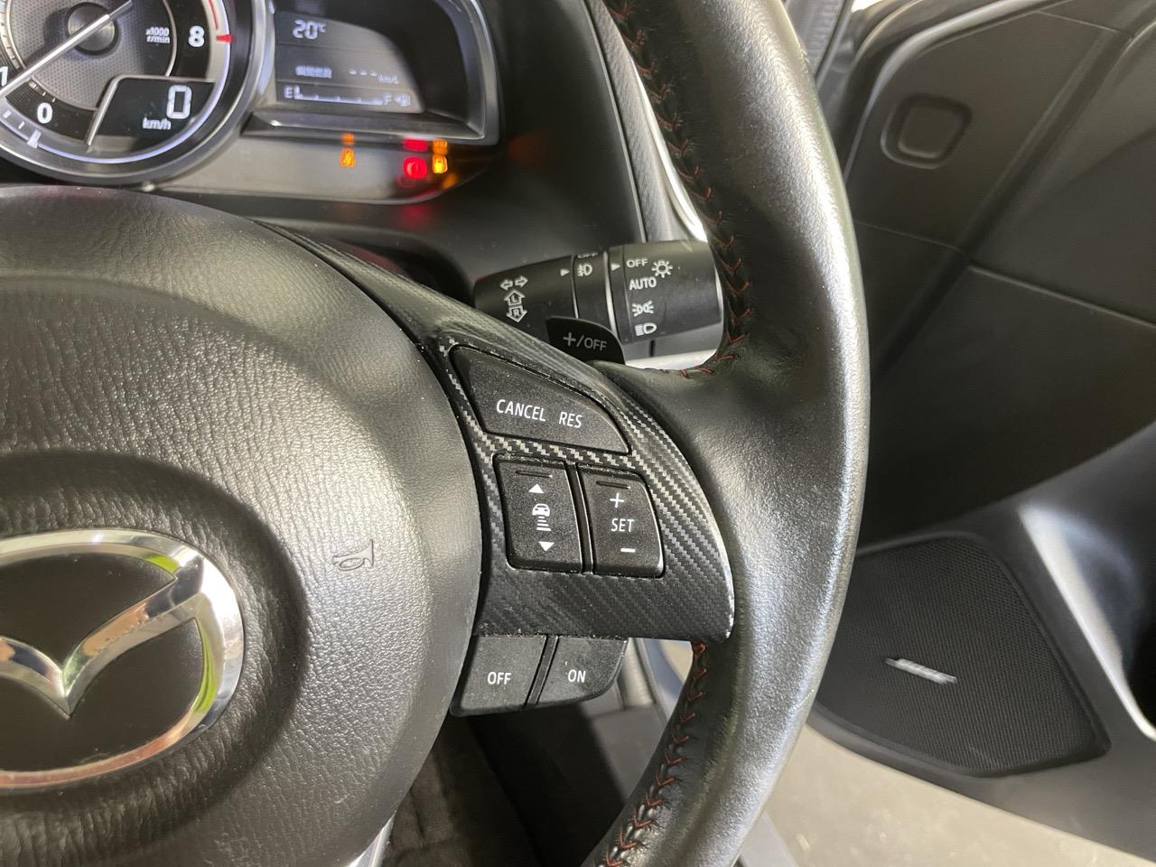 2015 Mazda Axela 3 Late Shape 2.0 Hatchback REVERSING CAMERA + PUSH SRART + I-STOP